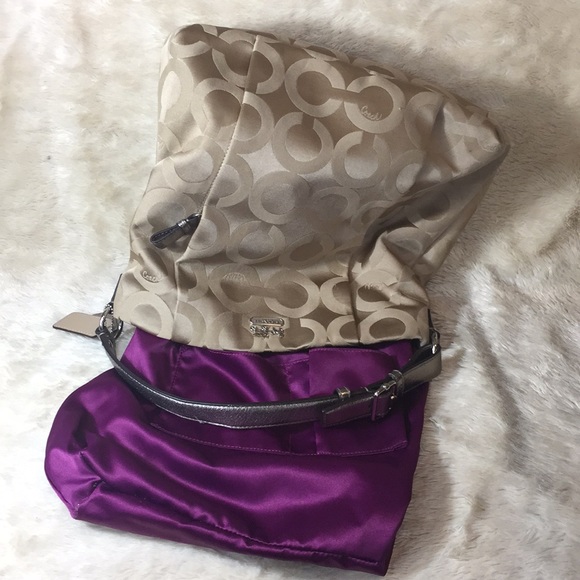 ⬇️Coach Madison Op Art Isabella Satchel handbag - Picture 7 of 8